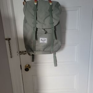Herschel retreat backpack